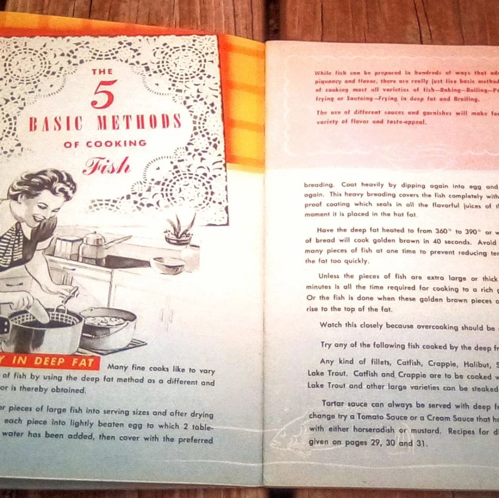 Vintage 1940s-50s Fish & Seafood Cookery Cookbook - Mid-Century Fish Co.
